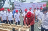 Dony Oskaria Kirim Sepablock PTSP untuk 500 Unit Huntap di Tiga Lokasi di Sumbar