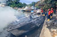 Speedboat Warga dan BPBD Terbakar di Batang Arau Padang