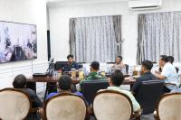 Yota Balad Sampaikan Laporan Dampak Bencana Hidrometeorologi kepada Gubernur