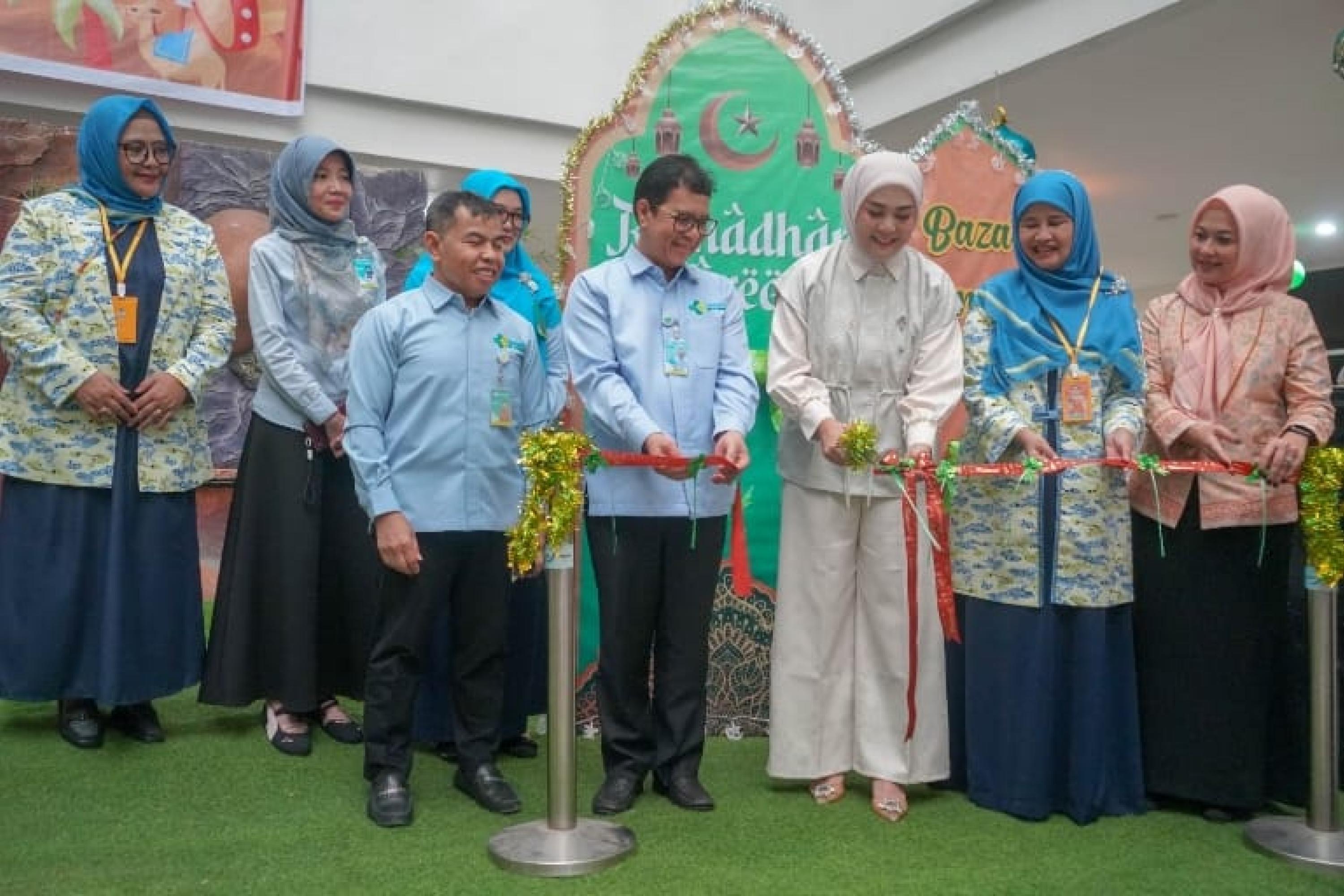 DWP RSUP Dr. M. Djamil Gelar Bazar Ramadan Perkuat Silaturahmi dan Ekonomi UMKM