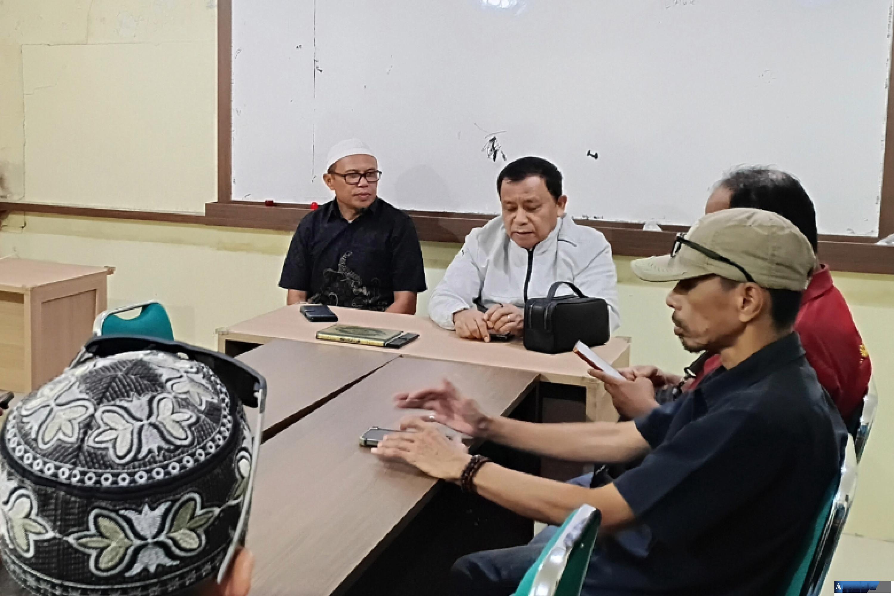 Senator asal Sumbar, Muslim M Yatim minta pemerintah segera memastikan kondisi WNI di Tehran. (dok : arunala.com)