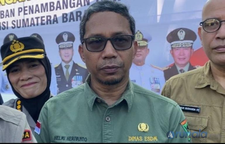 Kepala Dinas ESDM Sumbar, Helmi Heriyanto. (dok : arunala.com)