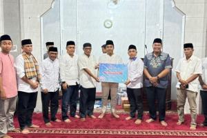 Bank Nagari Salurkan Rp830 Juta untuk Rumah Ibadah dan RTLH dalam Safari Ramadan