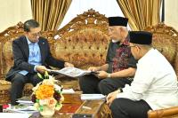 Mahyeldi Serahkan Proposal Pembangunan Pusat Kebudayaan kepada Menteri Kebudayaan RI