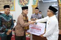 Sekprov Sumbar Pimpin TSR Provinsi ke Kota Pariaman dan Bantu Panti Asuhan Rp1 Miliar Lebih