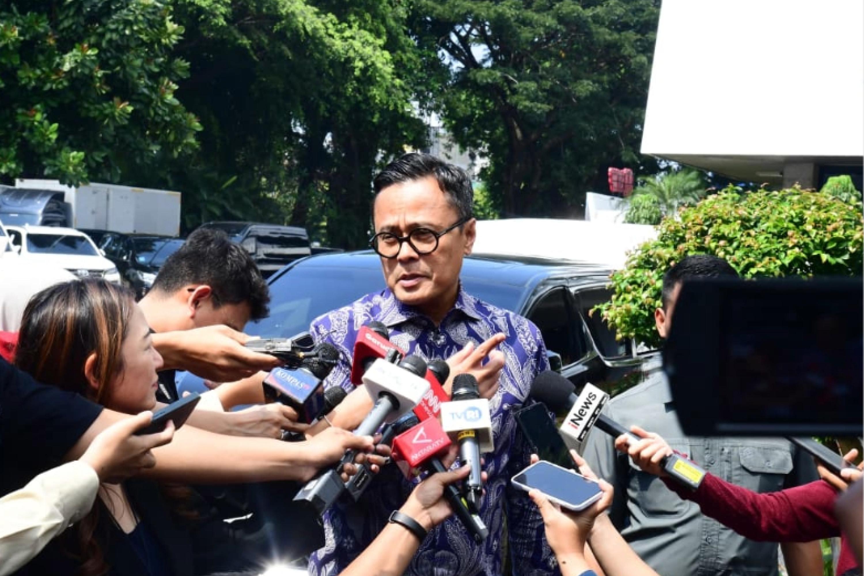 Kepala Badan Pengaturan BUMN (BP BUMN Dony Oskaria beri keterangan pada wartawan usai mengikuti rapat terbatas yang dipimpin Presiden Prabowo Subianto di Istana Merdeka, Jakarta, Selasa, (7/4/2026). IST
