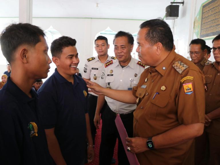 Tuntaskan Pendidikan, 22 WBP Lapas Kelas II B Pariaman Terima Ijazah Paket