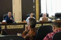 Pembenihan Udang Vaname Fokus Pembicaraan Rapat Tim Ahli DPRD Sumbar