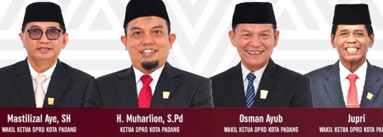 Empat unsun pimpinan DPRD Kota Padang. IST