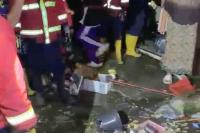 Diduga Akibat Api Lilin, Rumah dan Warung Sembako di Kuranji Terbakar, Kerugian Pemilik Capai Rp50 Juta