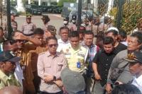 Gelar Aksi ke DPRD Sumbar, Pendemo Ditemui Wakil Ketua DPRD, Evi Yandri