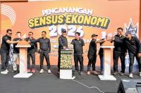 Ajak Masyarakat Sukseskan SE2206, Mahyeldi: Data Akurat Jadi Fondasi Kebijakan Pembangunan