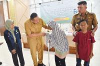 Kemensos Salurkan Bantuan ATENSI Untuk 245 KPM Di Kota Pariaman