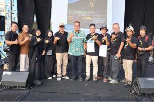 Melalui Mata Lensa, AFI Sumbar Ikut Promosikan Iven Pesona Hoyak Tabuik Piaman 2026