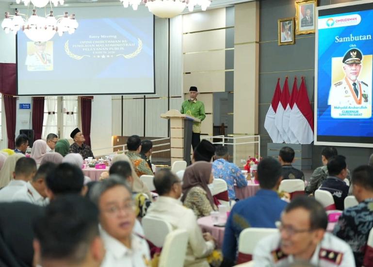 Gubernur Sumbar, Mahyeldi berikan sambutan saat membuka kegiatan Entry Meeting Penilaian Maladministrasi Penyelenggaraan Pelayanan Publik Tahun 2026 yang diadakan Ombudsman RI di Padang, Kamis (23/7/2026). IST