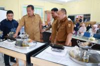 20 Orang Pengrajin Dilatih Membuat Batik Cap