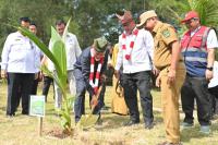 Gubernur Mahyeldi dan Menteri Lingkungan Hidup Canangkan Gerakan Tobat Ekologis di Sumbar
