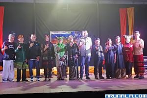 Satupena Sumbar dan Sumbar Talenta Gelar Safari Puisi 4 Negara, Dilepas Wako Padang,
