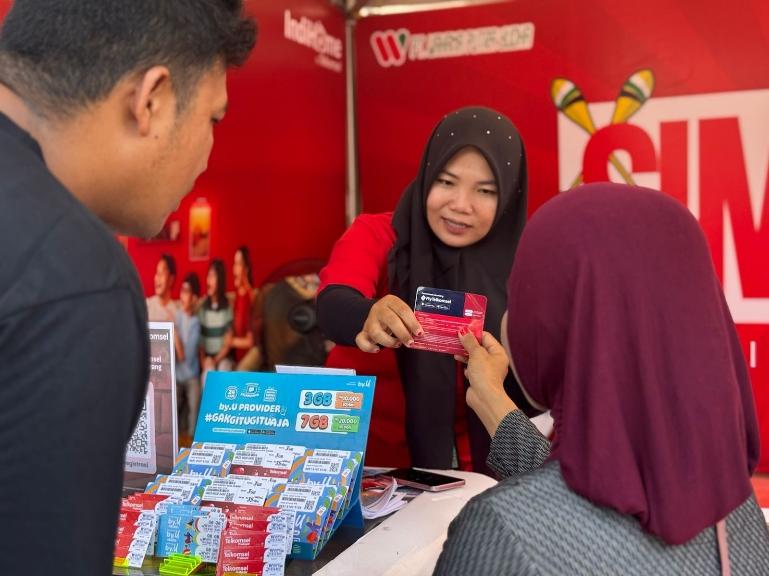 Telkomsel kembali hadir mendukung penyelenggaraan Festival Pacu Jalur 2026 melalui penyediaan booth layanan pelanggan, promo spesial, serta penguatan jaringan. IST