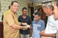 Pemko Pariaman Cover 2.897 Pekerja Rentan melalui BPJS Ketenagakerjaan
