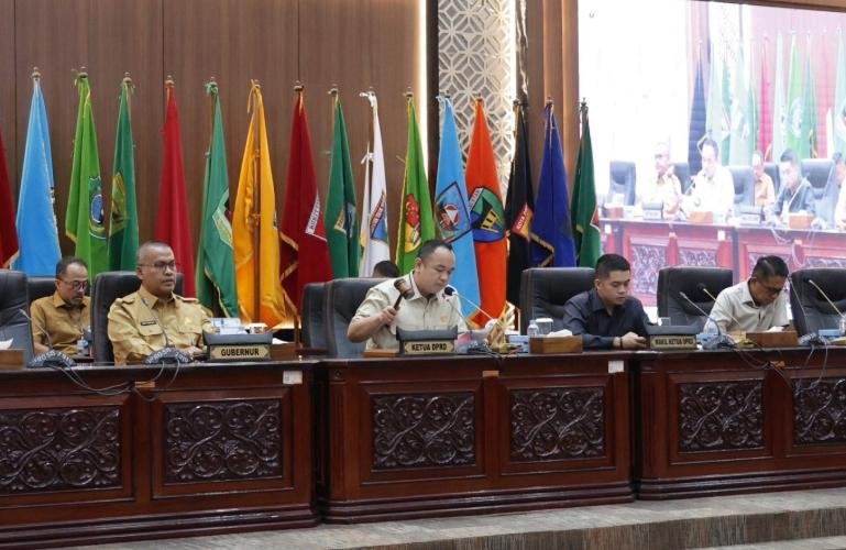Wakil Ketua DPRD Sumbar, Nanda Satria pimpin rapat paripurna beragendakan Ranperda Perubahan APBD 2026, Senin (7/9/2026). IST