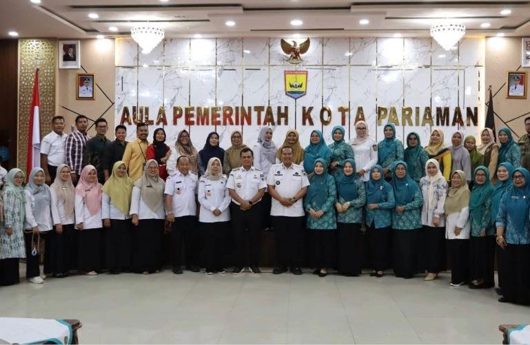 Wali Kota Pariaman Lepas Kontingen TP PKK, Ikuti Lomba Wirakarya Jambore Kader PKK Tingkat Sumbar