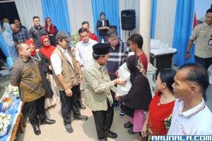 DPR dan BULOG Kawal Bantuan Pangan Beras, 11.810 Keluarga di Padang Terima 354,3 Ton