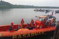 KM Rafa 02 Mati Mesin di Perairan Mentawai, Tim SAR  Selamatkan Tiga ABK