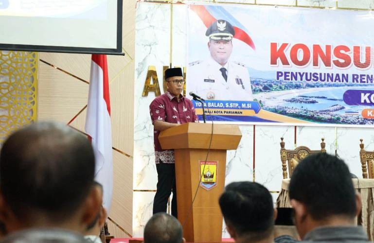 Wakil Wali Kota Mulyadi membuka diskusi Penyusunan Dokumen Rencana Penanggulangan Bencana (RPB) Kota Pariaman, Kamis (29/10/2026). IST