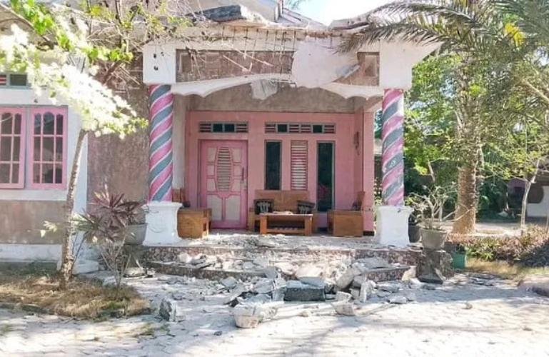 Salah satu rumah warga yang rusak akibat wilayah Kabupaten Sumba Barat Daya, Nusa Tenggara Timur, pada Minggu (4/10/2026). IST