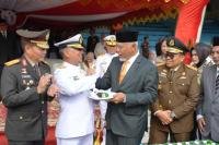 Gubernur Puji Kinerja TNI, Selalu Hadir di Tengah Masyarakat Saat Dibutuhkan