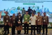 Hadiri Bimtek Nilai Ekonomi Karbon, Mahyeldi Dorong Penguatan Pembangunan Rendah Karbon di Sumbar