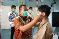 Kualitas Udara Memburuk akibat Kabut Asap, Pemko Pariaman Bagikan Masker ke Sekolah dan Siapkan Opsi Belajar Daring