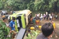Truk CPO Rebah Kuda Tutup Jalan Padang--Painan, Polisi Terapkan Sistem Buka-Tutup