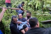 Satu Warga Tewas Tertimpa Pohon, Tiga lainnya Luka-luka