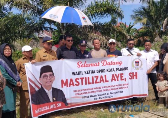 Wakil Ketua DPRD Kota Padang Mastilizal Aye di SMAN 5 Padang, Minggu (3/5/2026). IST